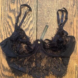 Elegant Black Lace Underwire Bra